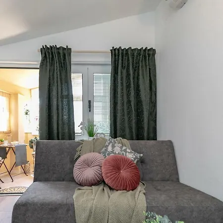 Studio Eufemia Apartment